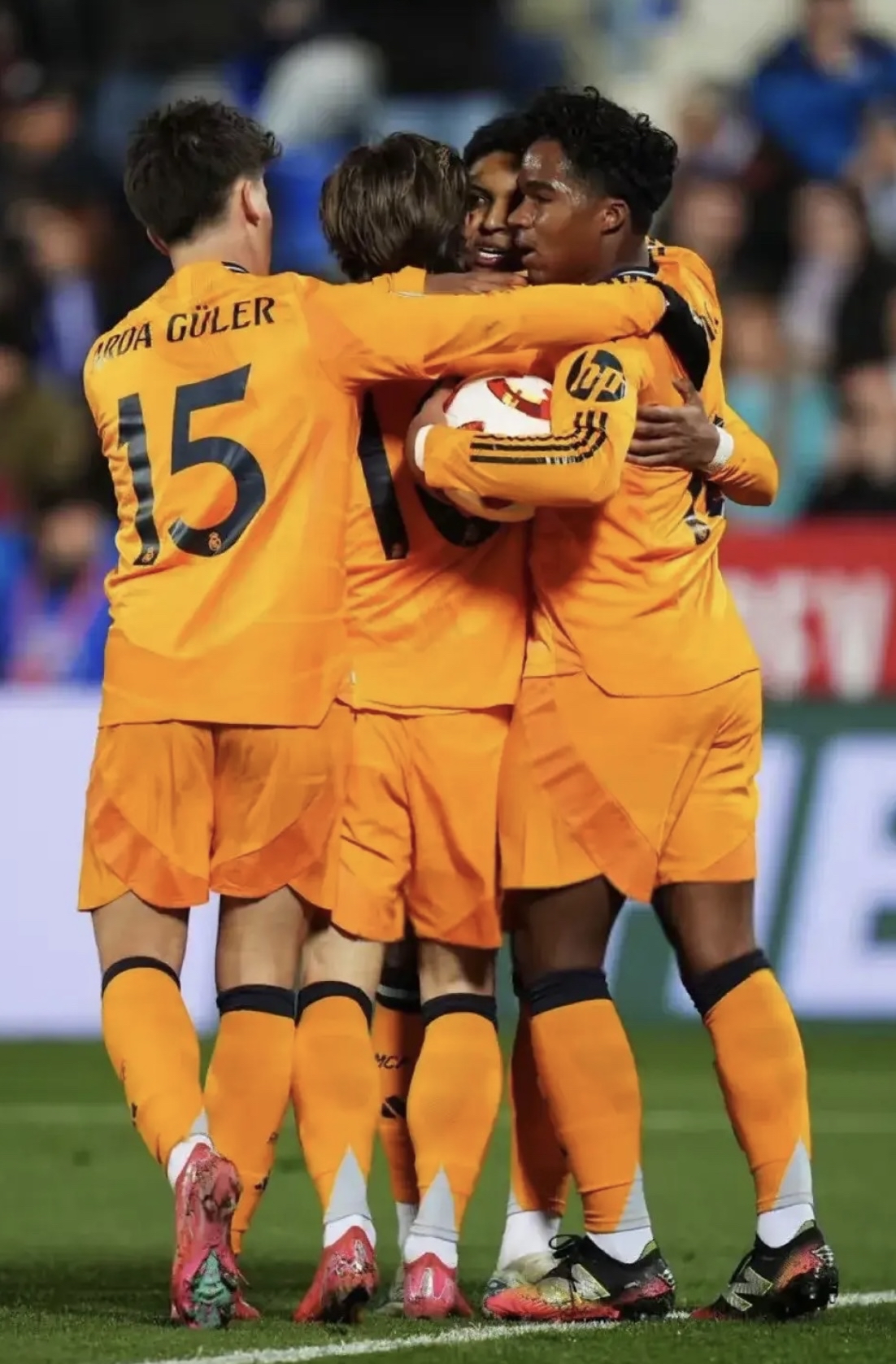 九游手机版勒沃库森内部会议纪要流出——国际比赛日调整名单，国王杯使命明确，纪律约束更严格的简单介绍